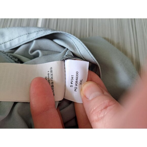 Vuori Trail Shorts Shale Neptune Stripe Mens Drawstring Pockets Gray Stripe XXL - Picture 11 of 12